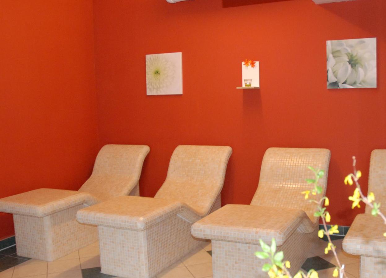 Sporthotel Neuruppin - Apartmenthaus Mit Ferienwohnungen Zewnętrze zdjęcie