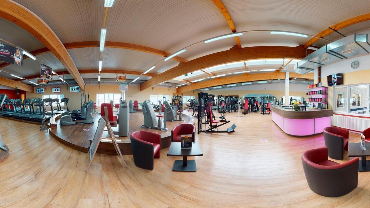Sporthotel Neuruppin - Apartmenthaus Mit Ferienwohnungen Zewnętrze zdjęcie